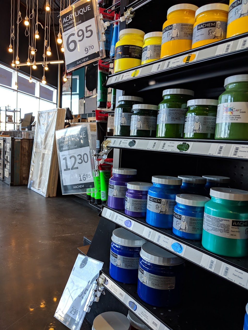 Hachem Vaudreuil | 0M8, 22800 Chemin Dumberry, Vaudreuil-Dorion, QC J7V 9X3, Canada | Phone: (450) 424-2022