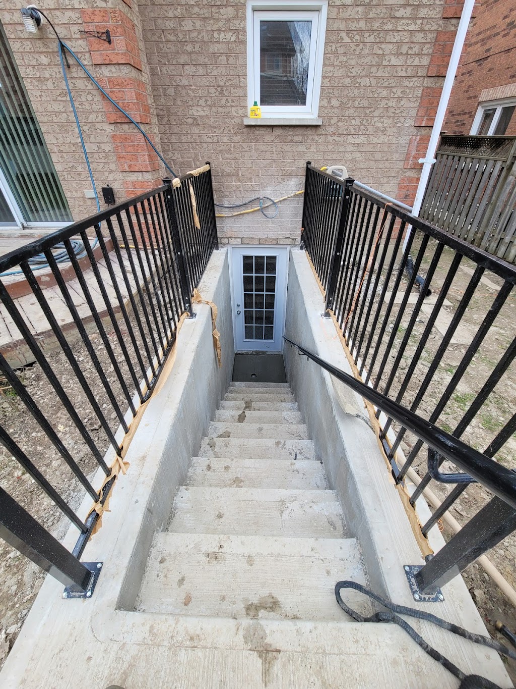 Jaguar builders Construction | 10 Jennifer Square, Brampton, ON L6S 2L2, Canada | Phone: (613) 583-3541