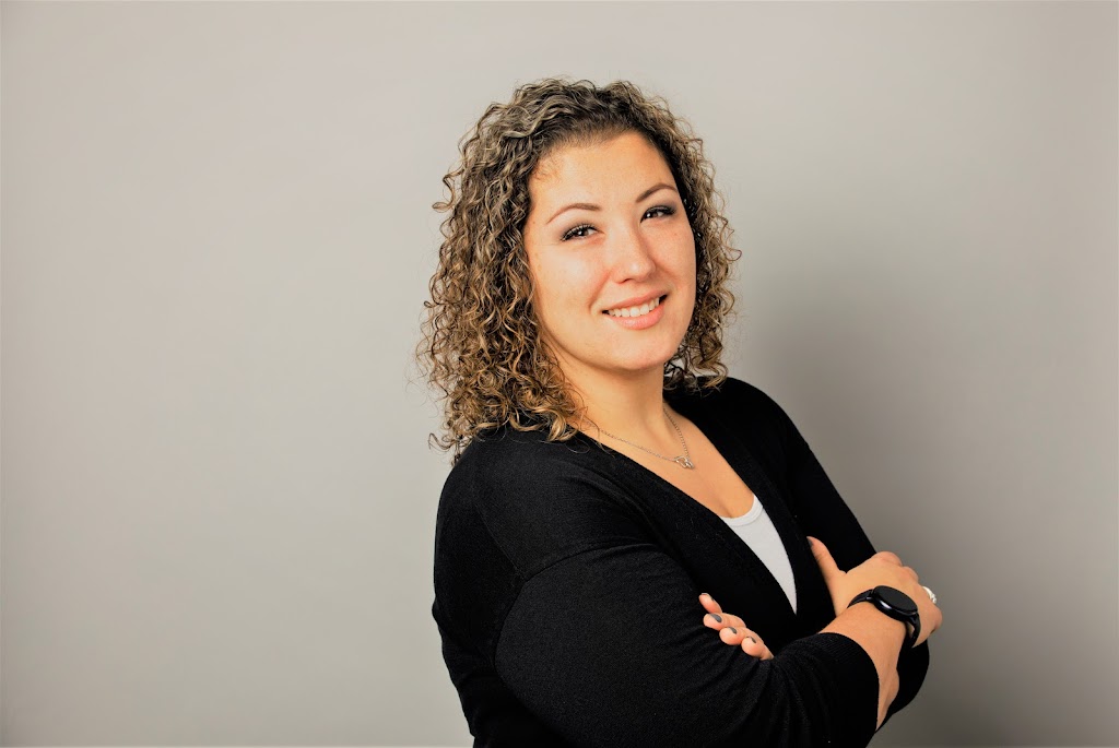 Christina Winkler- Real Estate Agent | 931 Oxford St E, London, ON N5Y 3K1, Canada | Phone: (519) 854-4265