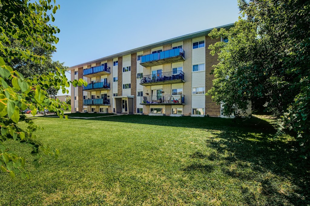 432-462 Leinster Street | 432 Leinster St, Woodstock, ON N4S 7G4, Canada | Phone: (226) 228-0126