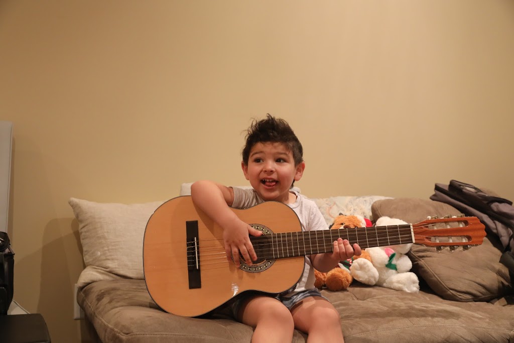 7octava Music School | 28 Chrysler Crescent, Cambridge, ON N3H 5S5, Canada | Phone: (647) 861-1196