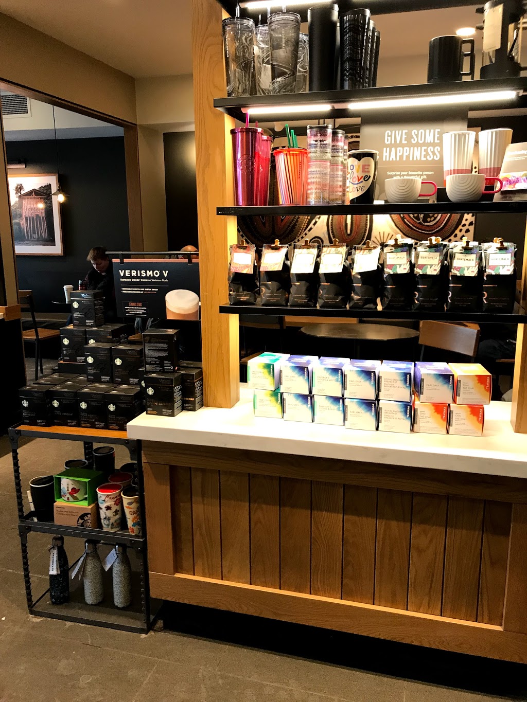 Starbucks | 42 Avenue Rd #1740, North York, ON M5M 3Y6, Canada | Phone: (416) 780-1380