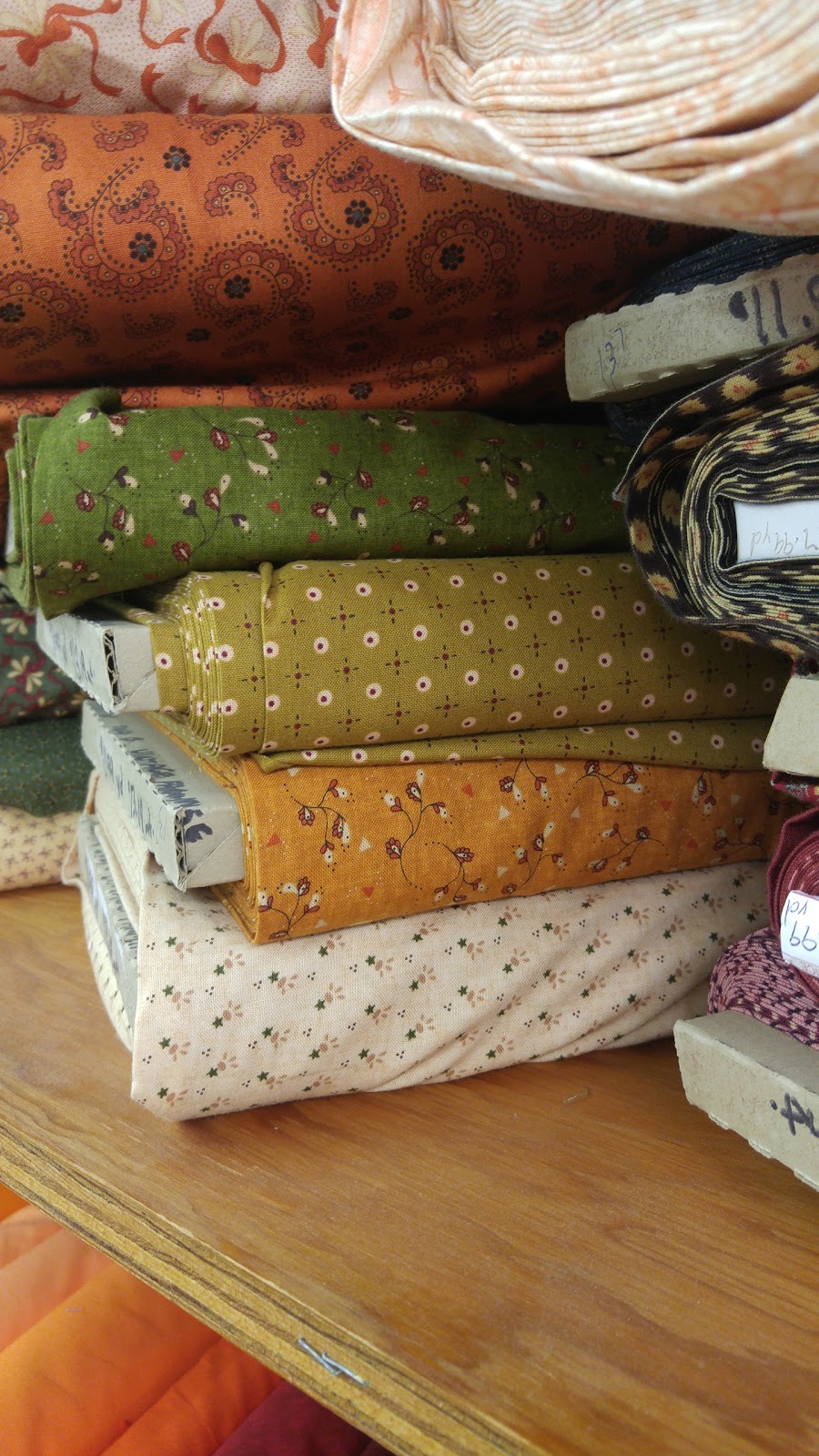 Lens Mill Store | 3555 Broadway St, Hawkesville, ON N0B 1X0, Canada | Phone: (519) 699-6140