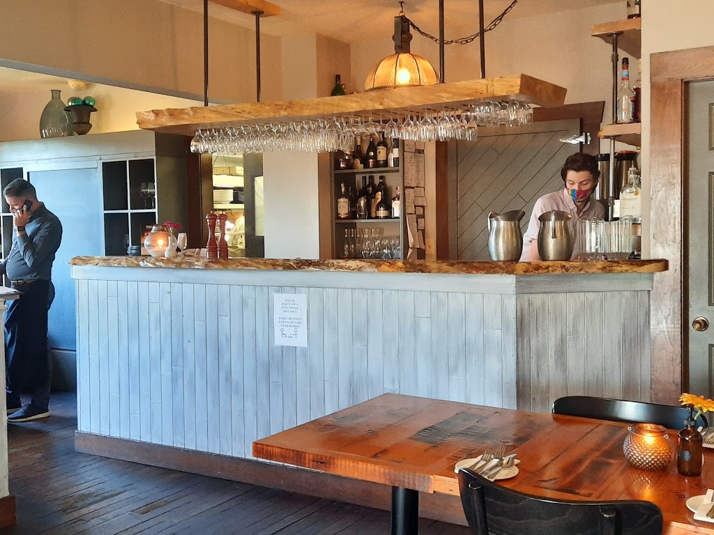 Mahle House Restaurant | 2104 Hemer Rd, Nanaimo, BC V9X 1L8, Canada | Phone: (250) 722-3621