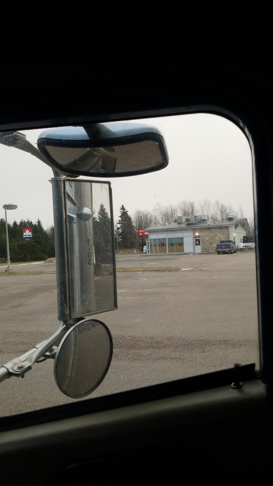 Petro-Pass Truck Stop | 3376 NS-104, Debert, NS B0M 1G0, Canada | Phone: (902) 662-3452
