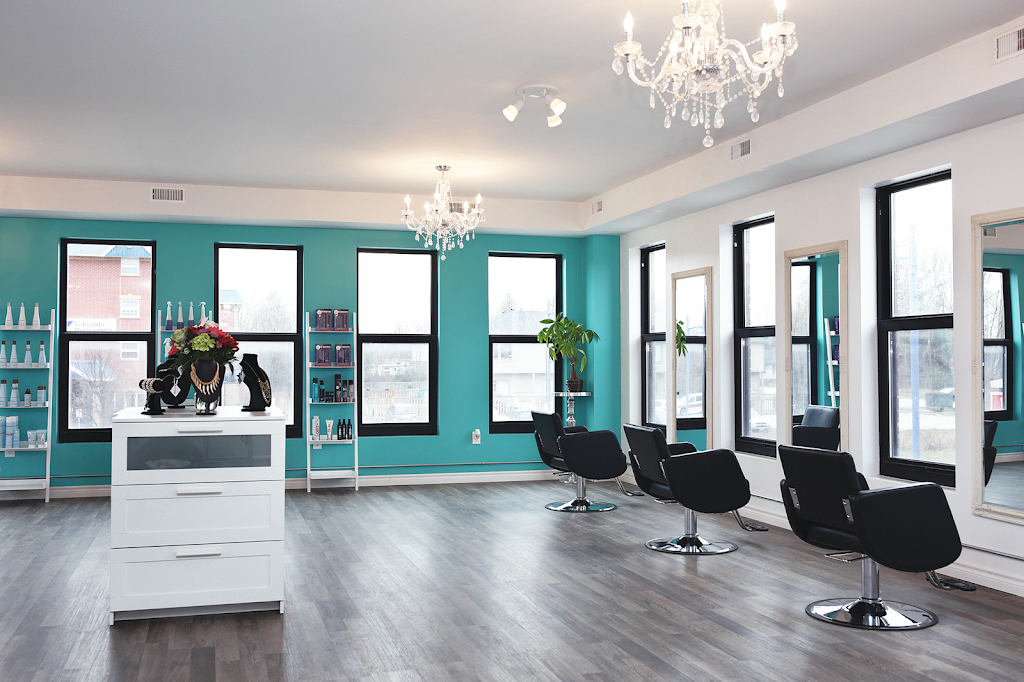 Washington House Salon | 990 Innisfil Beach Rd 2nd Floor, Innisfil, ON L9S 2B5, Canada | Phone: (705) 290-9274