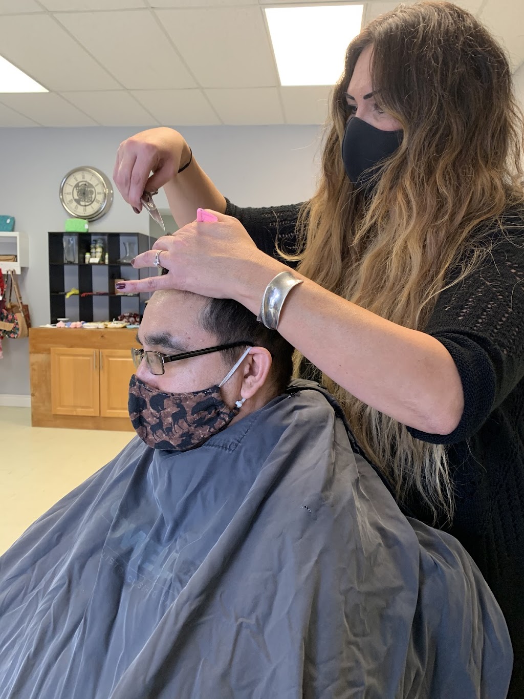 Beccas Barber shop | 200 Railway Ave #210, Ashcroft, BC V0K 1A0, Canada | Phone: (250) 457-3124
