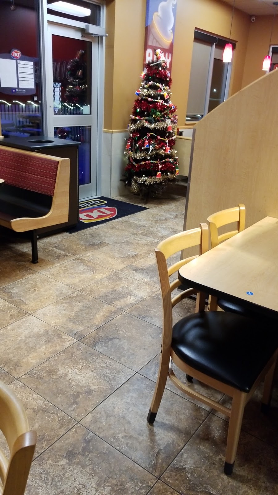 DQ Grill & Chill Restaurant | NW 1/4 SECTION 19 TWP 42 RANGE 26 WEST, 2 St N, Wakaw, SK S0K 4P0, Canada | Phone: (306) 233-4102