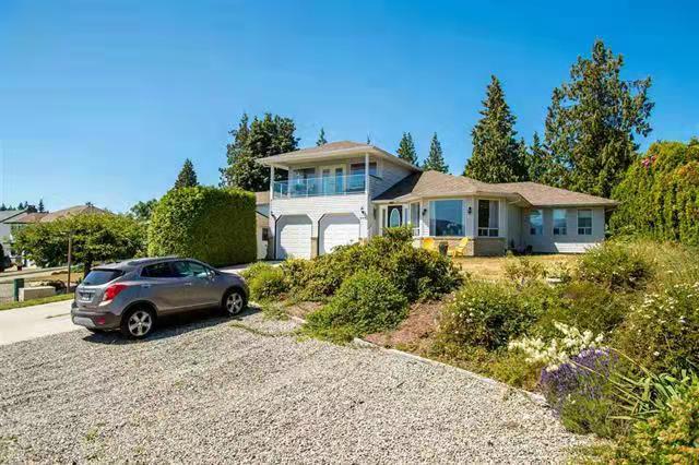 Bay Mountain Lookout Suites | 527 Eaglecrest Dr, Gibsons, BC V0N 1V8, Canada | Phone: (780) 999-1858