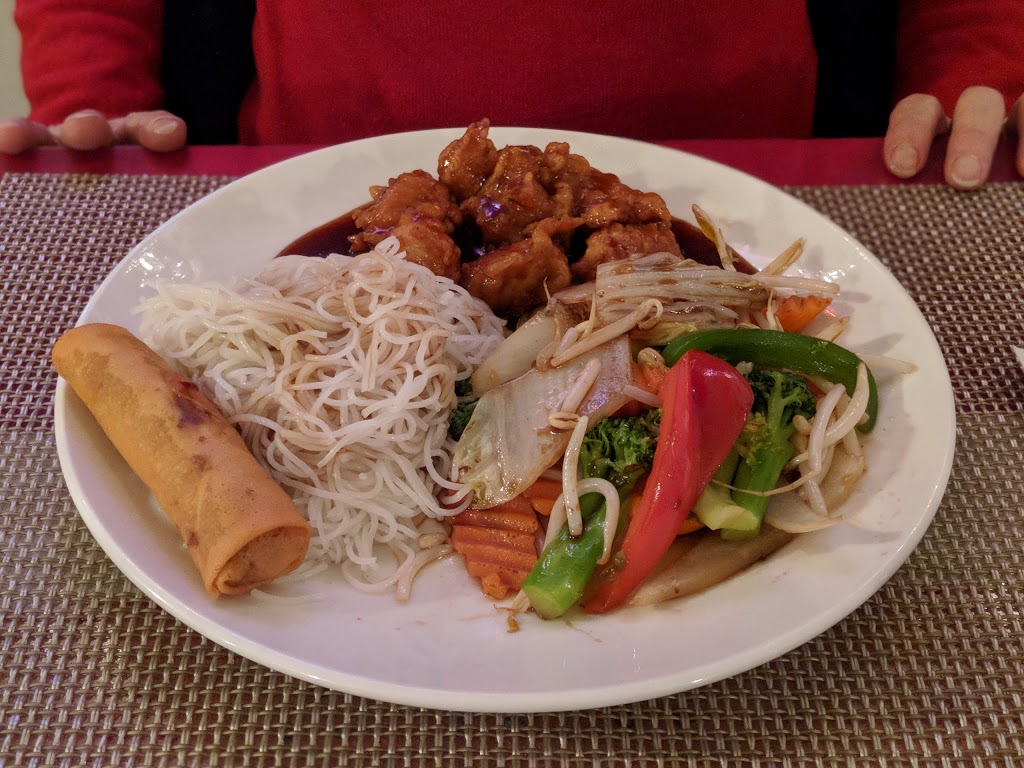 Thai & Lao Spicy | 3155 Boulevard Dagenais O, Laval, QC H7P 1T8, Canada | Phone: (450) 625-9555
