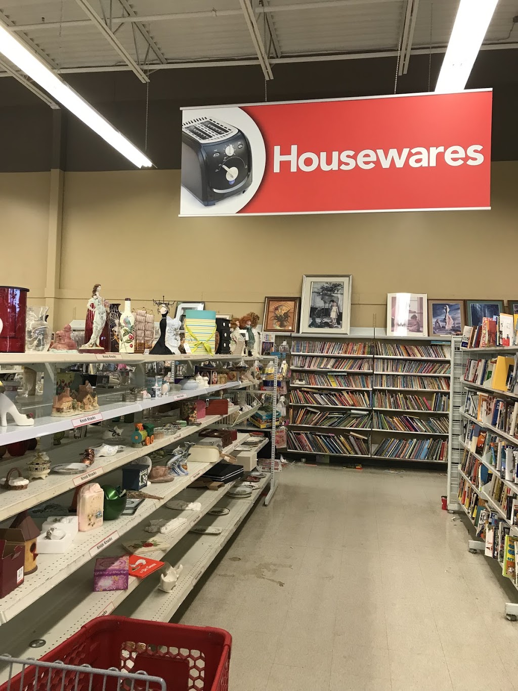 Value Village | 2506 Hampshire Gate, Oakville, ON L6H 6A2, Canada | Phone: (905) 829-1213