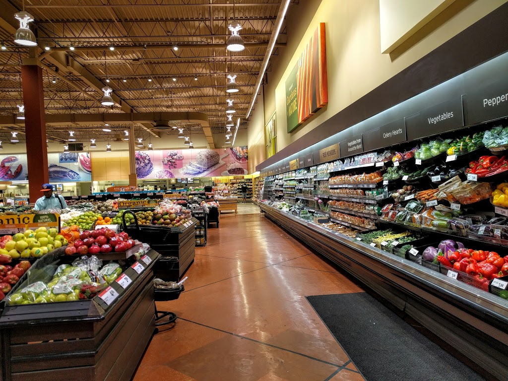 Metro | 3003 Danforth Ave, Toronto, ON M4C 1M9, Canada | Phone: (416) 686-8585