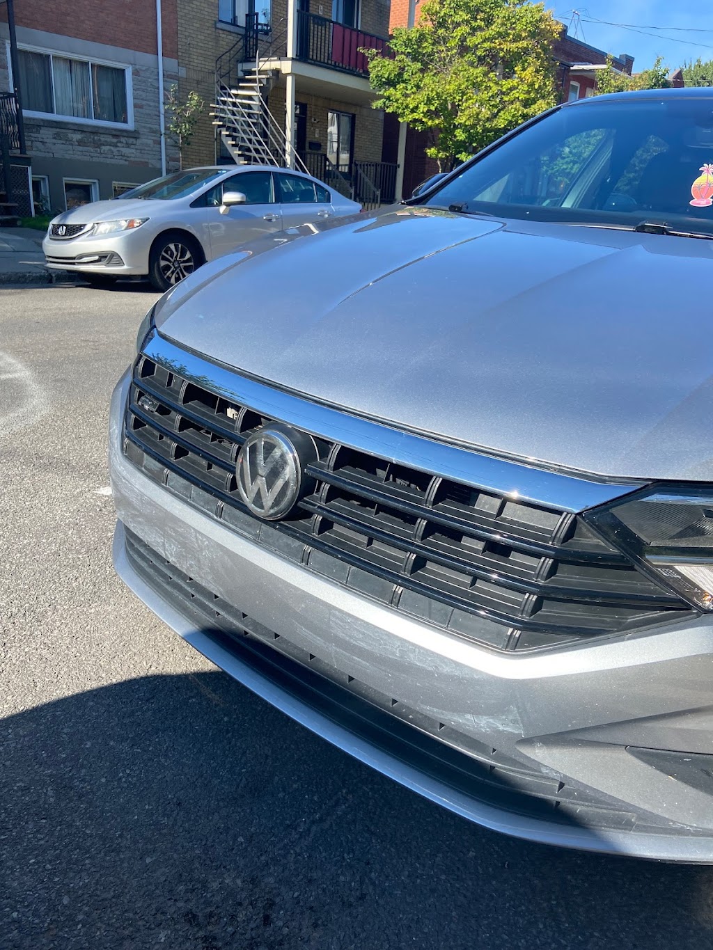 Lave Auto St-Léonard | 4747 Rue Jean-Talon E, Saint-Léonard, QC H1S 2R4, Canada | Phone: (514) 722-7900
