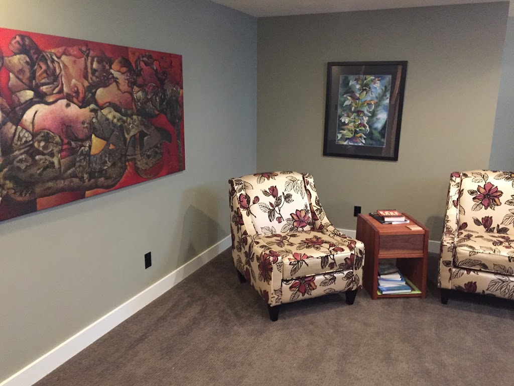 Lochend Clinic | 423 10 St NE, Calgary, AB T2E 4M2, Canada | Phone: (403) 669-3333