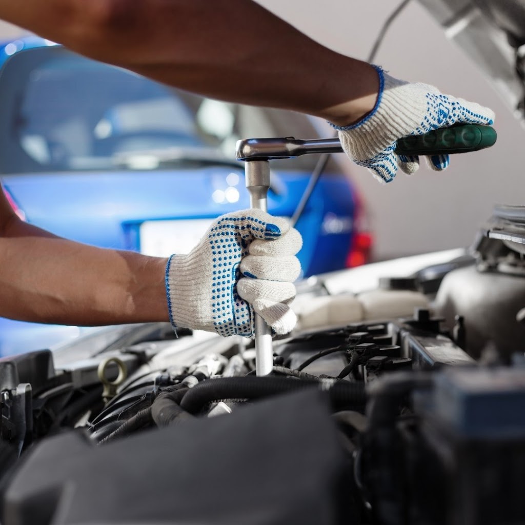 Expert Mechanic Red Deer | 52 Oak Dr A, Red Deer, AB T4P 0B8, Canada | Phone: (587) 803-1979