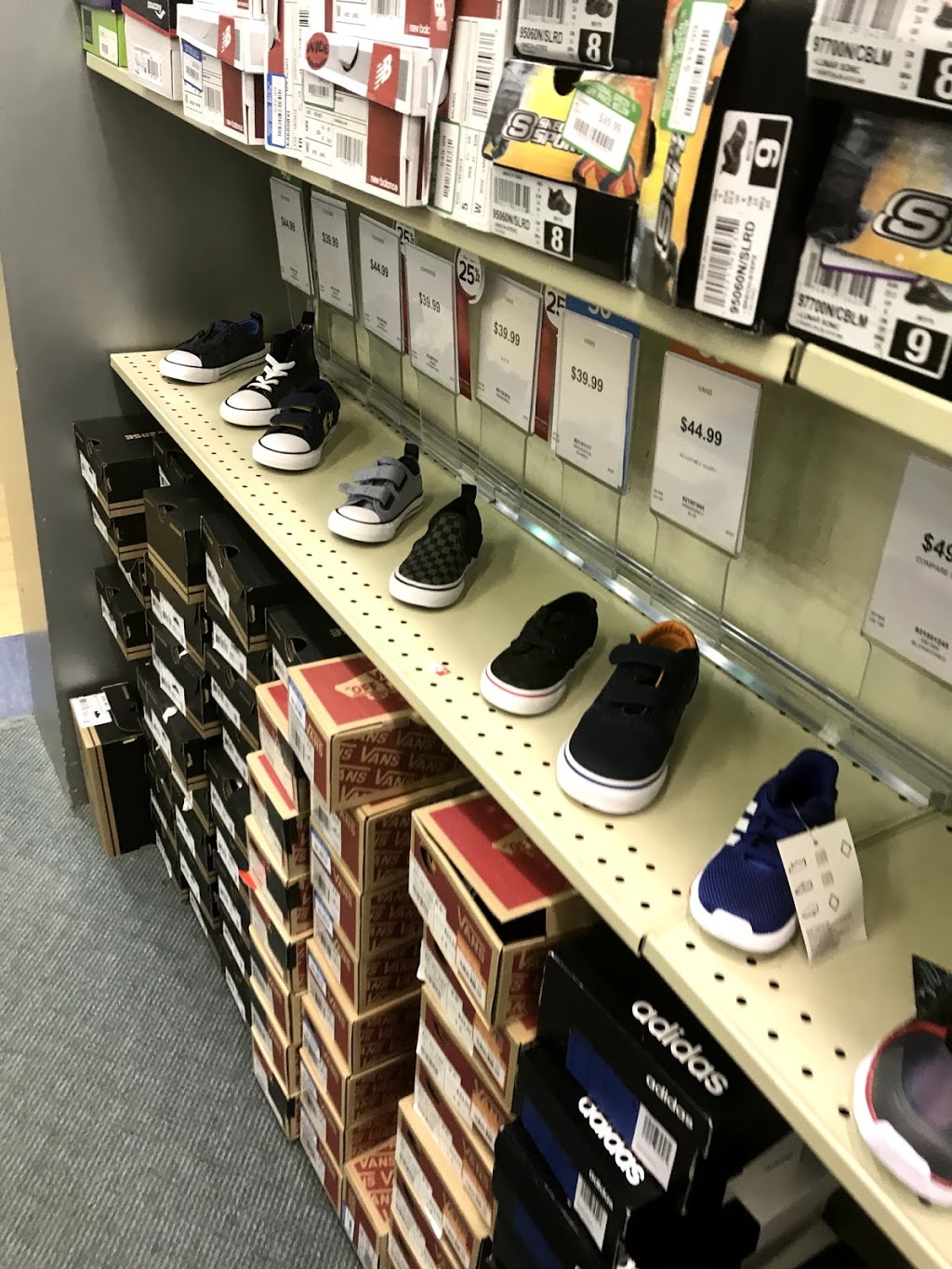 The Shoe Company | 3175 Hwy 7 UNIT 300, Markham, ON L3R 0T9, Canada | Phone: (905) 477-0697