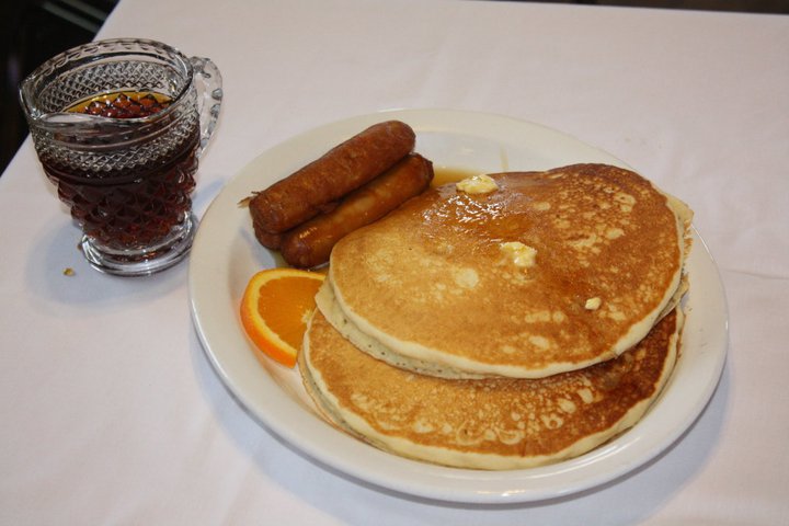 Ladysmith Hotel | 2144 QC-303, Ladysmith, QC J0X 2A0, Canada | Phone: (819) 647-6797
