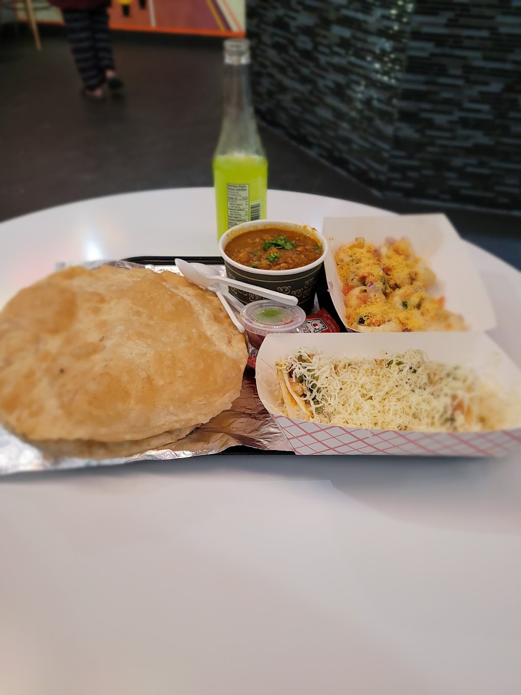 Chaalo Oshawa | 1812 Simcoe St N, Oshawa, ON L1G 4Y3, Canada | Phone: (905) 743-0111