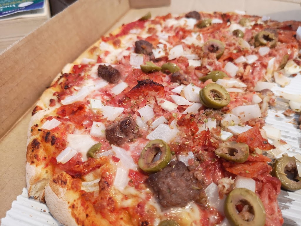 Mokis Pizza | 5530 Dunbar St, Vancouver, BC V6N 1W6, Canada | Phone: (604) 263-4440