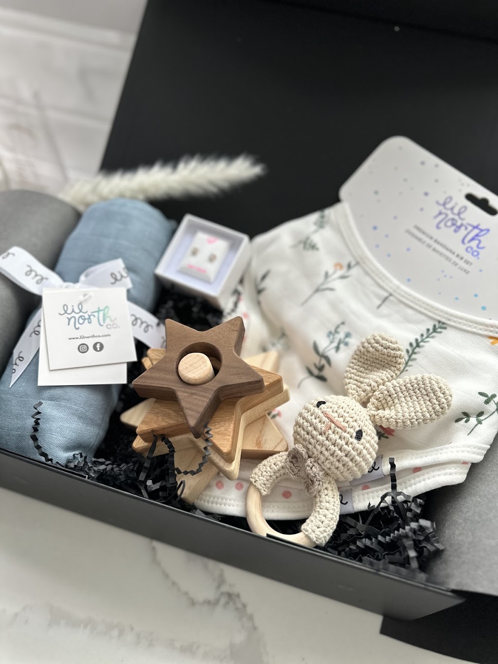 Ravn Gift Co. | 10 Glendale Ave, Delhi, ON N4B 2P1, Canada | Phone: (905) 741-5327