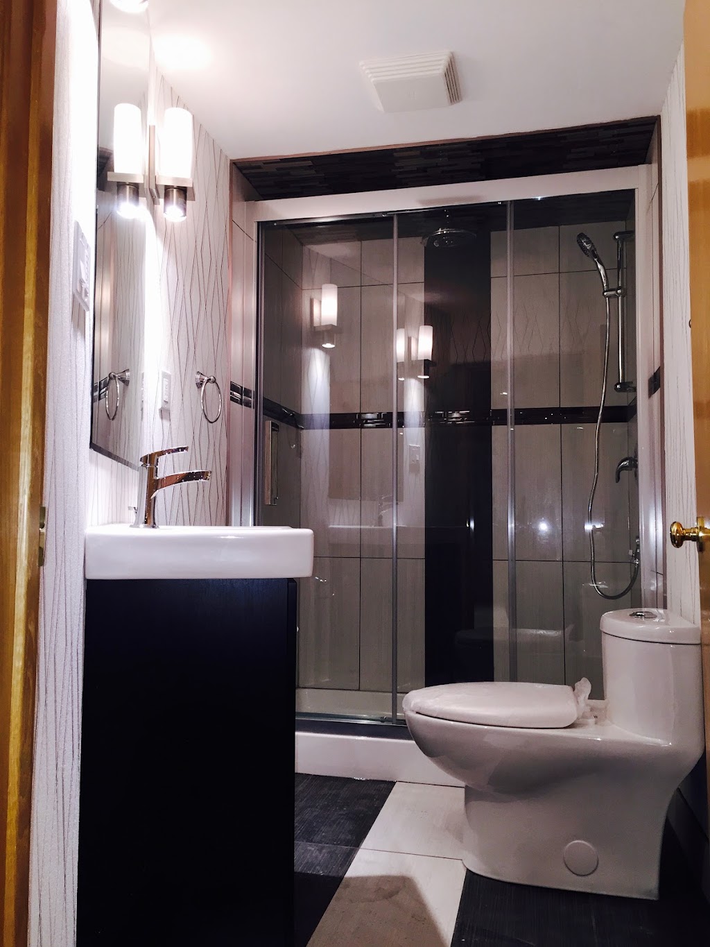Roo Construction | 98 Mahonee Dr, Winnipeg, MB R2G 3S2, Canada | Phone: (204) 995-1633