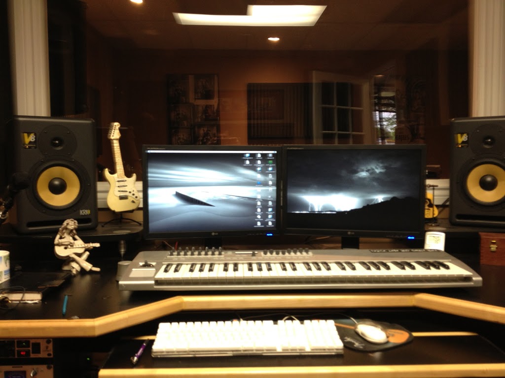 Melody Man Studios | 4087 Harvester Rd #9, Burlington, ON L7L 5M3, Canada | Phone: (905) 639-1097