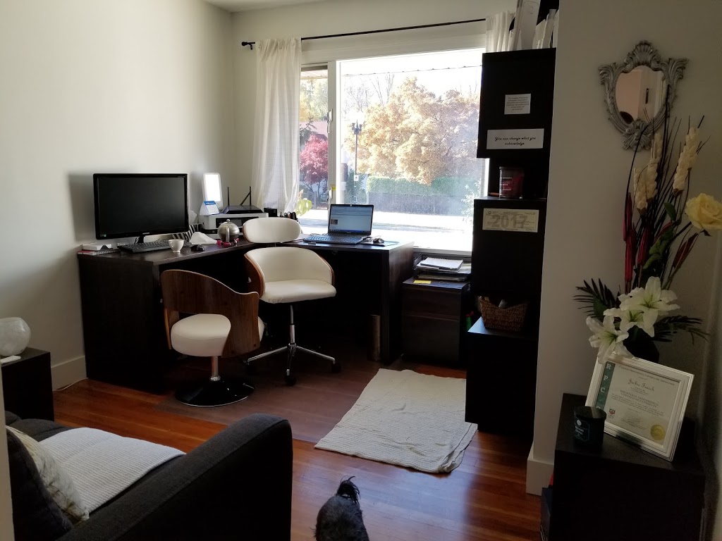 SOULutionsCounselling.ca | 1825 Abbott St, Kelowna, BC V1Y 1B6, Canada | Phone: (250) 215-9520