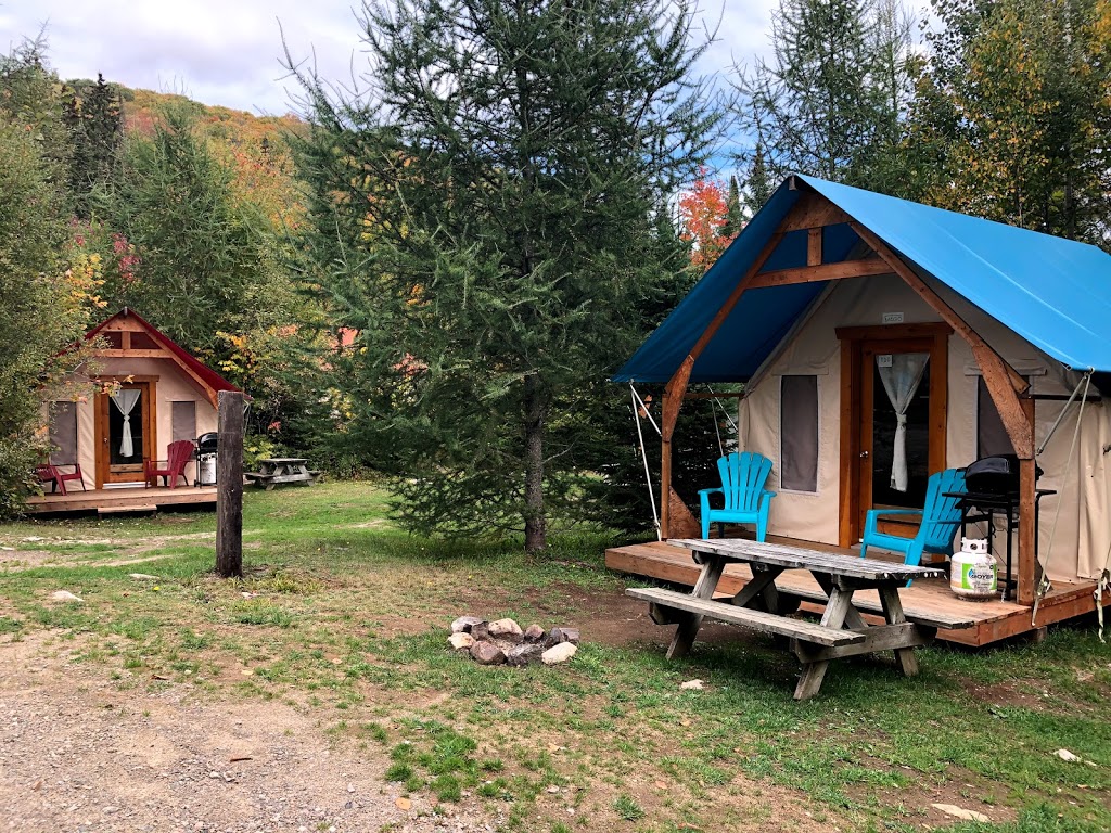 Domaine Lausanne | 150 Rte 117N, Sainte-Agathe-des-Monts, QC J8C 2Z8, Canada | Phone: (819) 326-3550