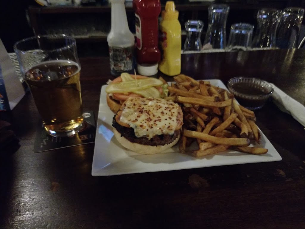 Abbey Road Pub & Patio | 3200 Erin Mills Pkwy, Mississauga, ON L5L 1W8, Canada | Phone: (905) 608-9603