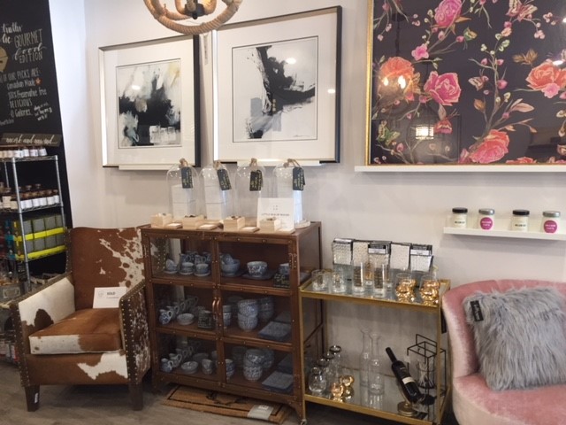 Bella & Coop | 17 Argyle St N, Caledonia, ON N3W 1B6, Canada | Phone: (365) 206-0075
