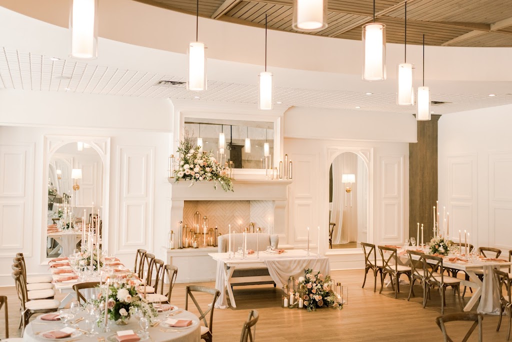 Above & Beyond Event Design and Decor | 769 Queen St E, St. Marys, ON N4X 1G2, Canada | Phone: (519) 284-3704