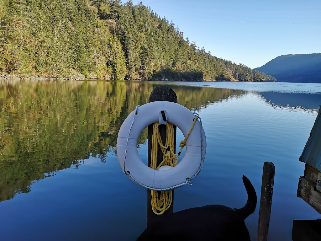 Goldstream Boathouse | point of interest | 3540 Trans-Canada Hwy, Victoria, BC V9B 6H6, Canada | 2504784407 OR +1 250-478-4407