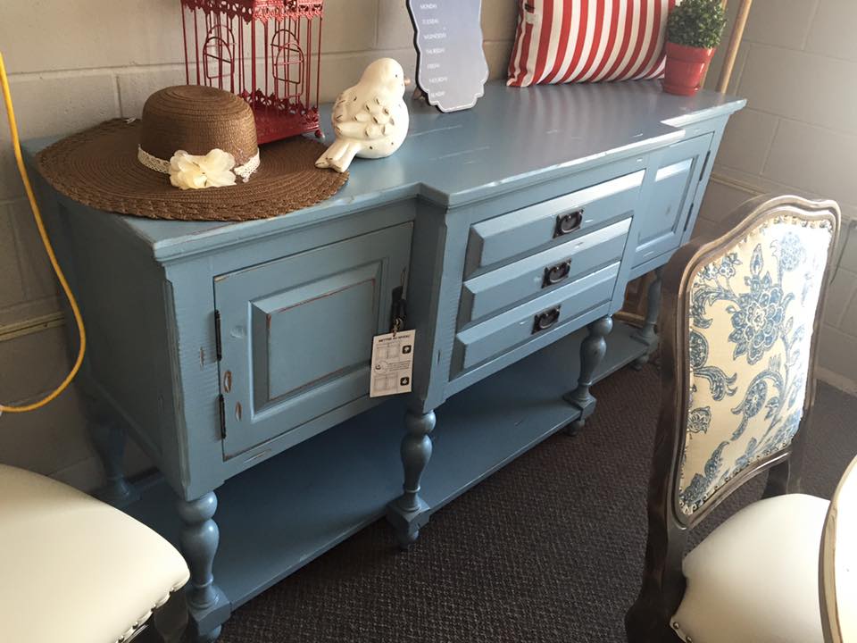 Chairs & More Ltd | 485 Riverview Dr, Chatham, ON N7M 0N3, Canada | Phone: (519) 351-4445