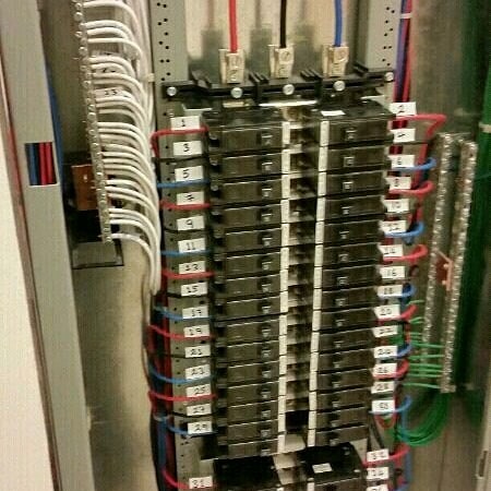 Wallys Electrical Service ECRA ESA 7014447 | 174 Coddington street, Barrie, ON L4M 1S1, Canada | Phone: (705) 725-2021