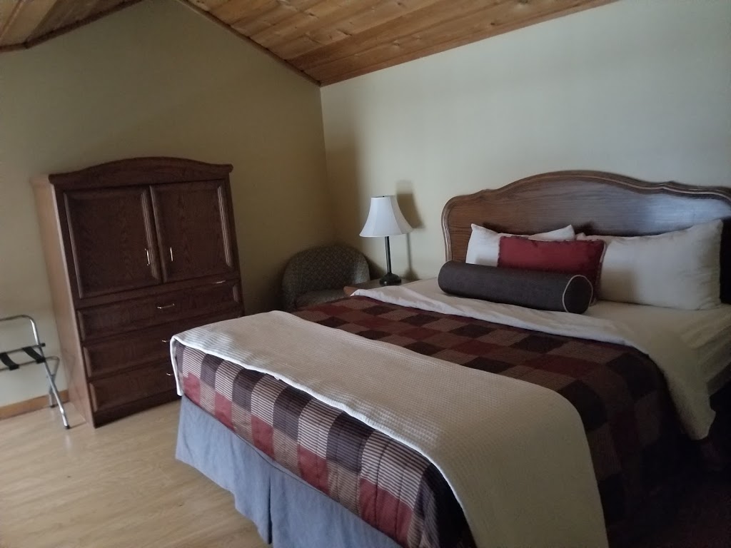 Auberge Champetre | 1435 Boulevard Sainte Adèle, Sainte-Adèle, QC J8B 2N6, Canada | Phone: (450) 229-3533
