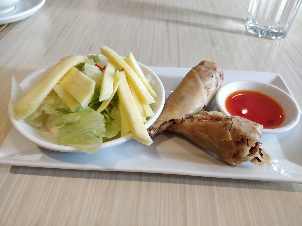 Green Papaya | 2401 Yonge St, Toronto, ON M4P 3H1, Canada | Phone: (416) 932-8891
