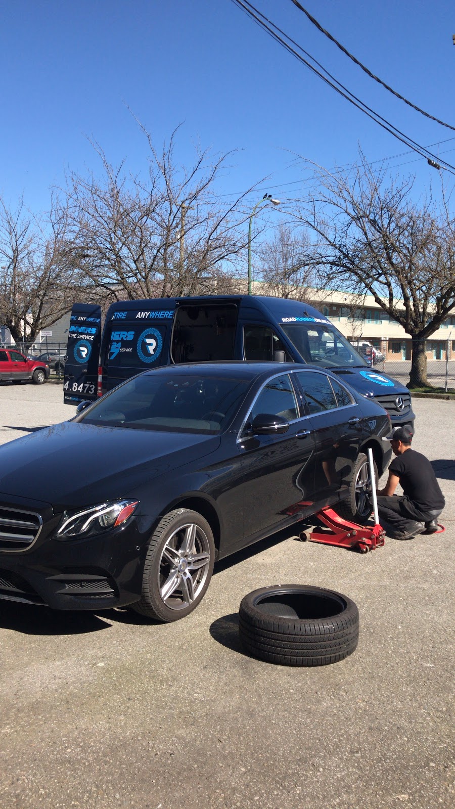 Roadrunners Dial A Tire Ltd. | 11780 River Rd #125, Richmond, BC V6X 1Z7, Canada | Phone: (604) 274-8473