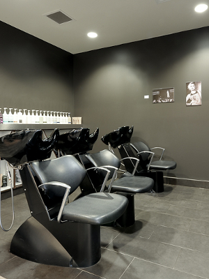 Daniel Christopher Salon | Grasslands South Regina | 4637 Gordon Rd, Regina, SK S4W 0B7, Canada | Phone: (306) 525-4020