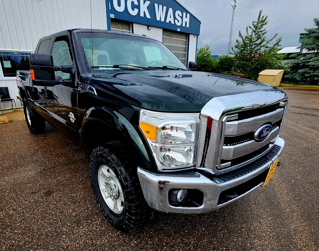 Big Splash Car Truck RV Wash | 4013 52 Ave, Lacombe, AB T4L 2J8, Canada | Phone: (403) 782-7264
