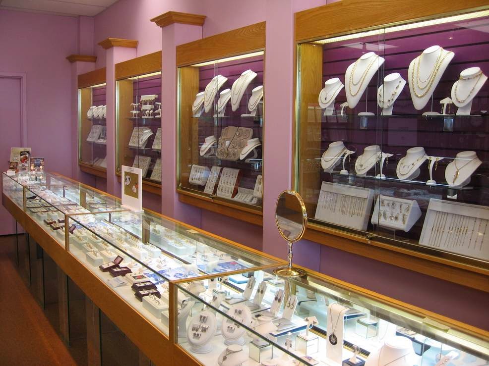Your Signature Jeweller | 1920 Dundas St, London, ON N5V 3P1, Canada | Phone: (519) 659-1510