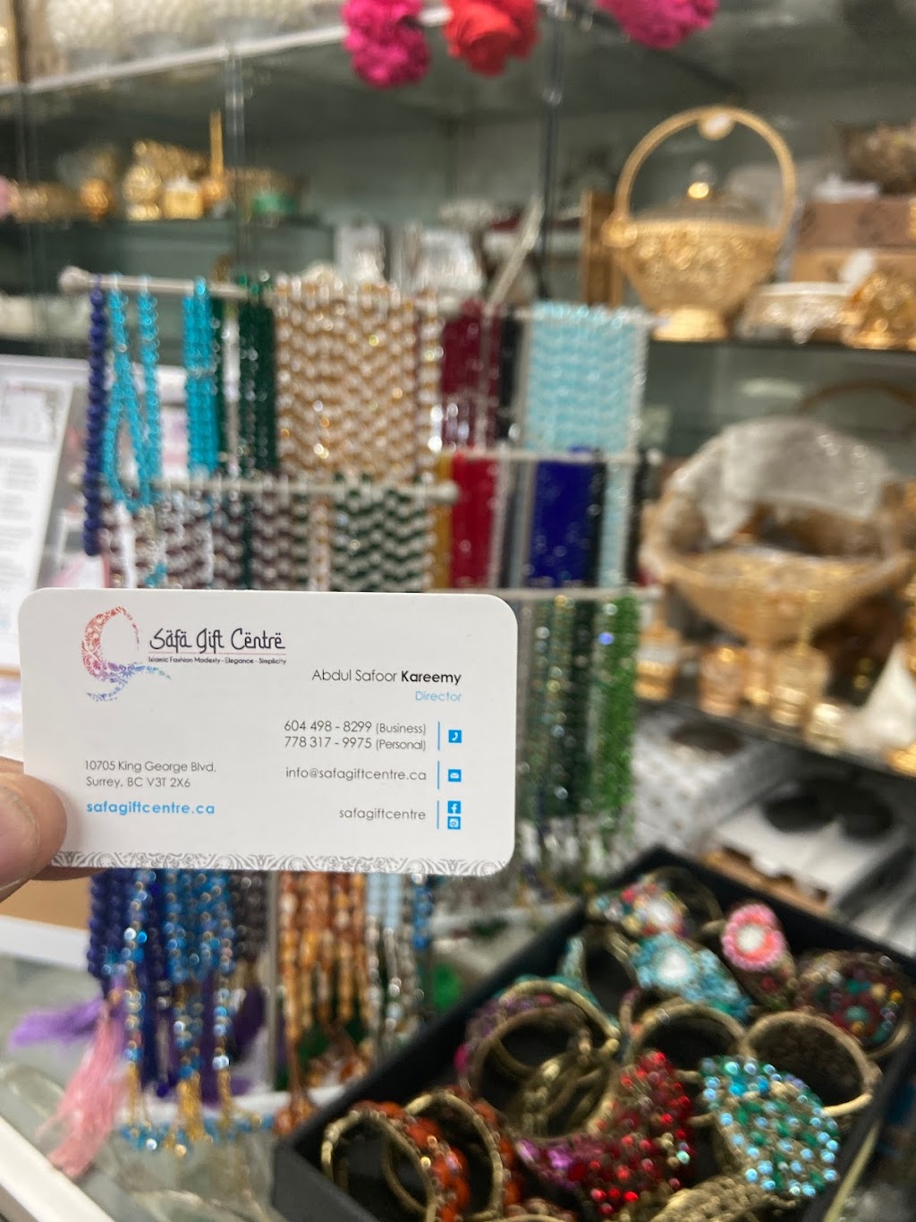 Safa gift centre | 10705 King George Blvd, Surrey, BC V3T 2X6, Canada | Phone: (604) 498-8299