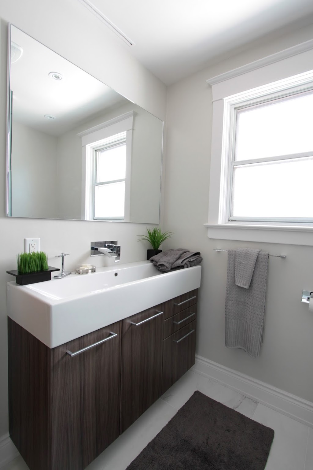 db Design Construction | 7235 Bellshire Gate, Mississauga, ON L5N 8M1, Canada | Phone: (647) 233-7322