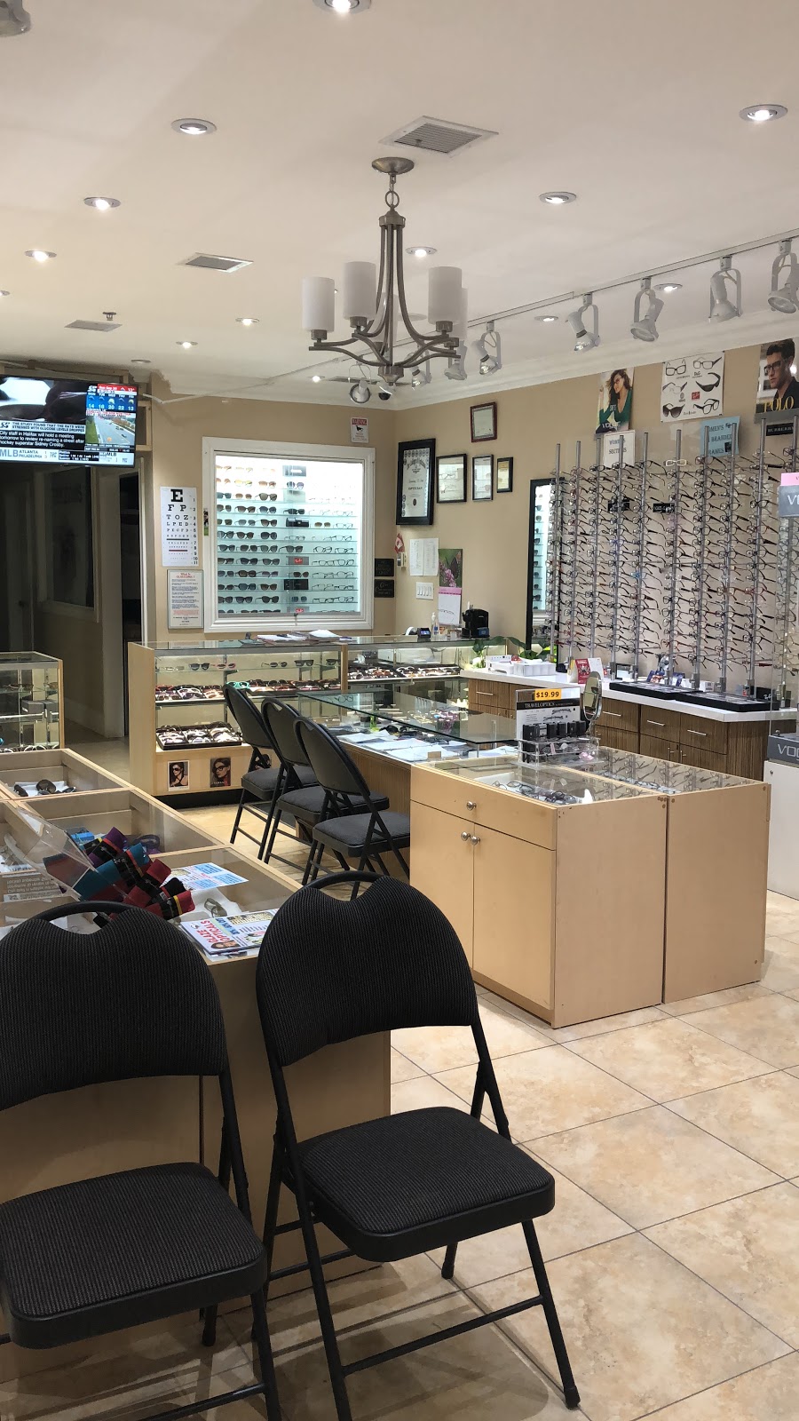 Glaze Opticals | 6923 Steeles Ave W #2, Etobicoke, ON M9W 6T6, Canada | Phone: (416) 213-0077