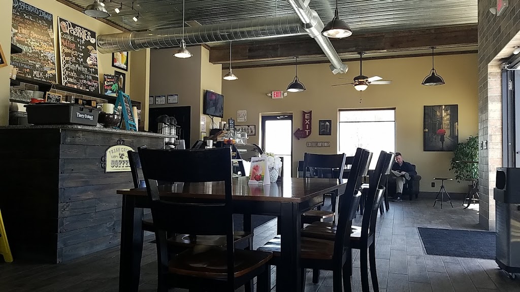 Ds Coffee Shop And Quick Lube | 114 Croswell Rd, Croswell, MI 48422, USA | Phone: (810) 679-2420