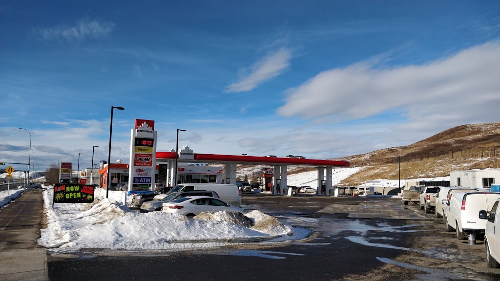 Petro-Canada | 5031 Nose Hill Dr NW, Calgary, AB T3L 0A2, Canada | Phone: (403) 239-1128