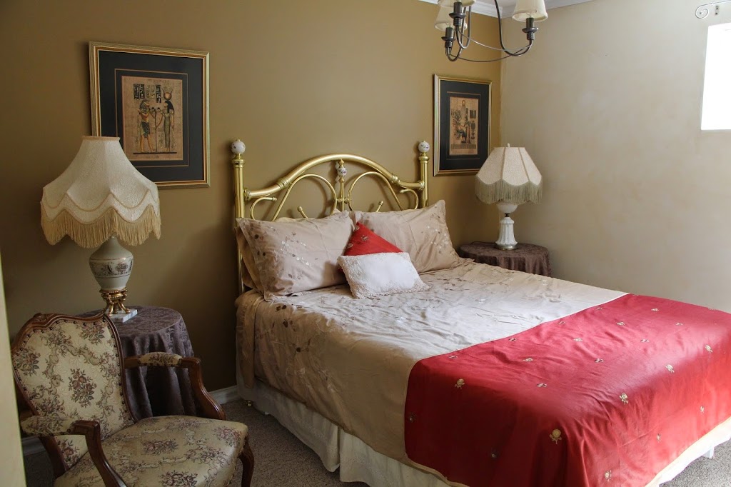 Selah Retreat Bed and Breakfast | 2847 Walsh Rd, Sorrento, BC V0E 2W1, Canada | Phone: (250) 434-4565