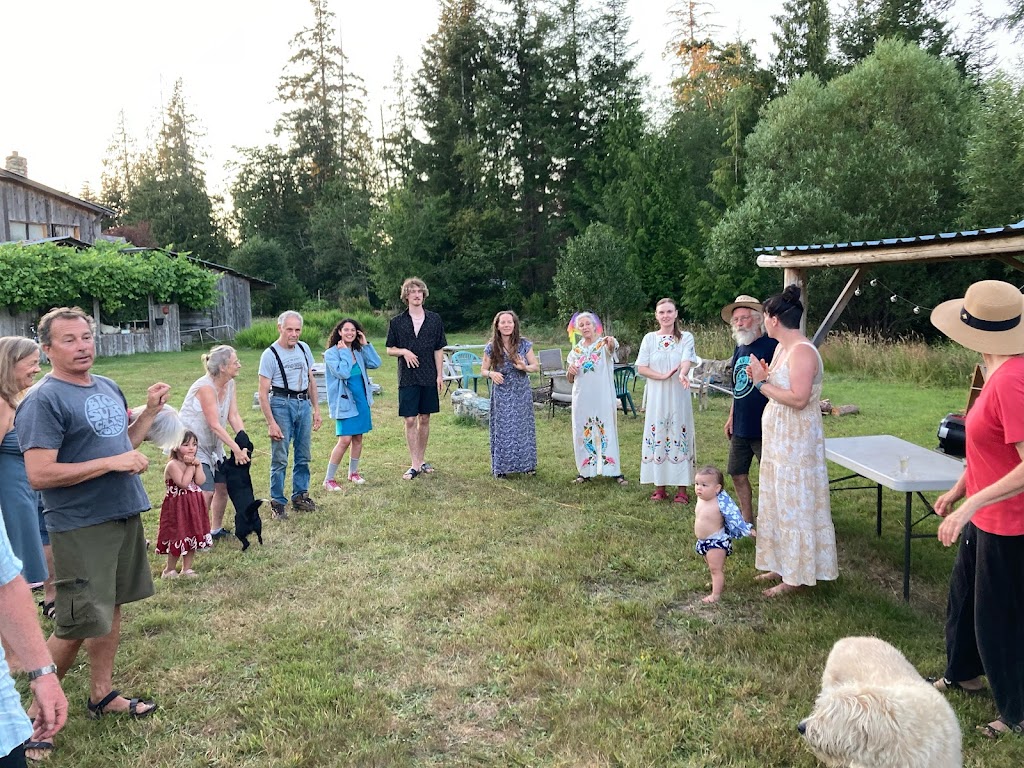 Celebrant Lee Andra | N Central Rd, Denman Island, BC V0R 1T0, Canada | Phone: (250) 335-1802
