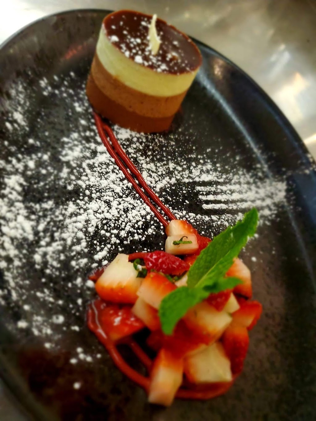 Four Olives Restaurant | 4510 W 10th Ave, Vancouver, BC V6R 2J1, Canada | Phone: (604) 221-7777
