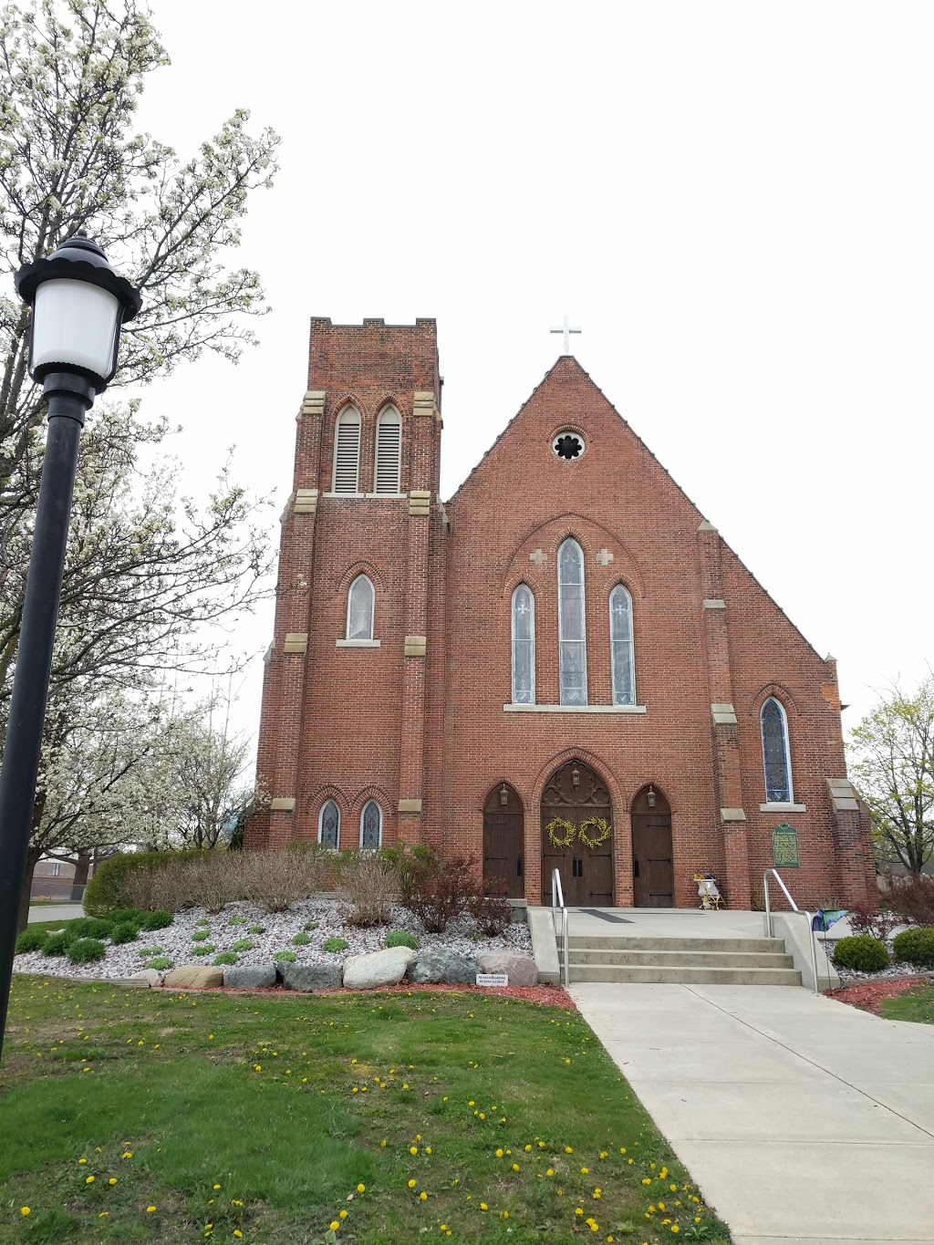 St Marys Catholic Church | 415 N 6th St, St Clair, MI 48079, USA | Phone: (810) 329-2255