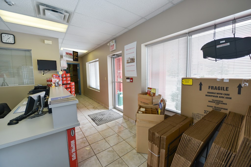 StorageMart | 328 Commissioners Rd W, London, ON N6J 1Y3, Canada | Phone: (519) 474-1242
